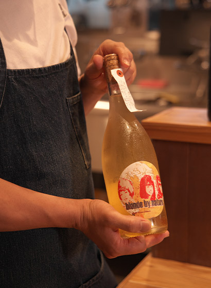 ワインを勧める